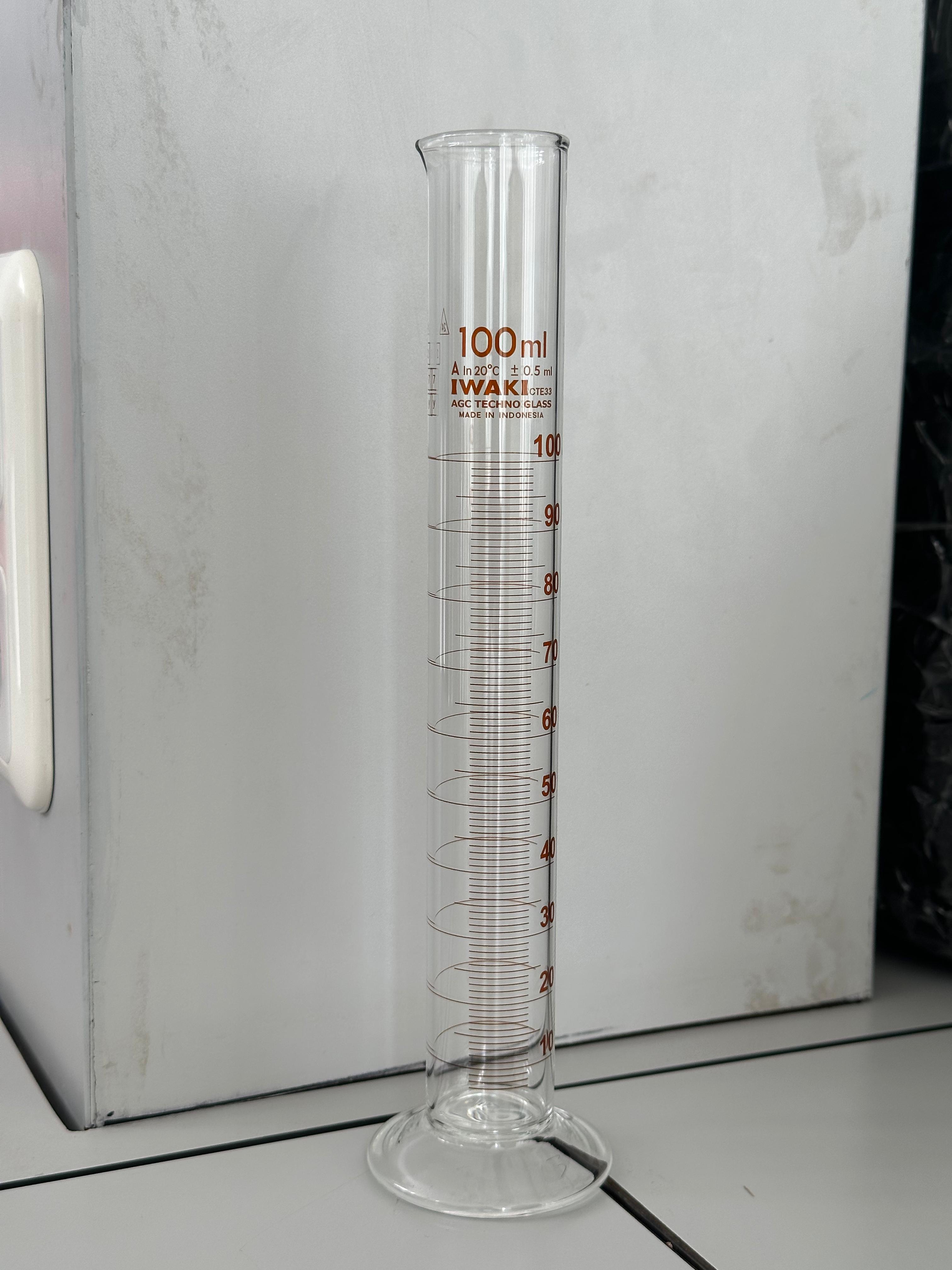 Gelas Ukur 100 ml